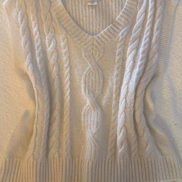 Cream Cable Knit Sweater Vest - Picture 1 of 6